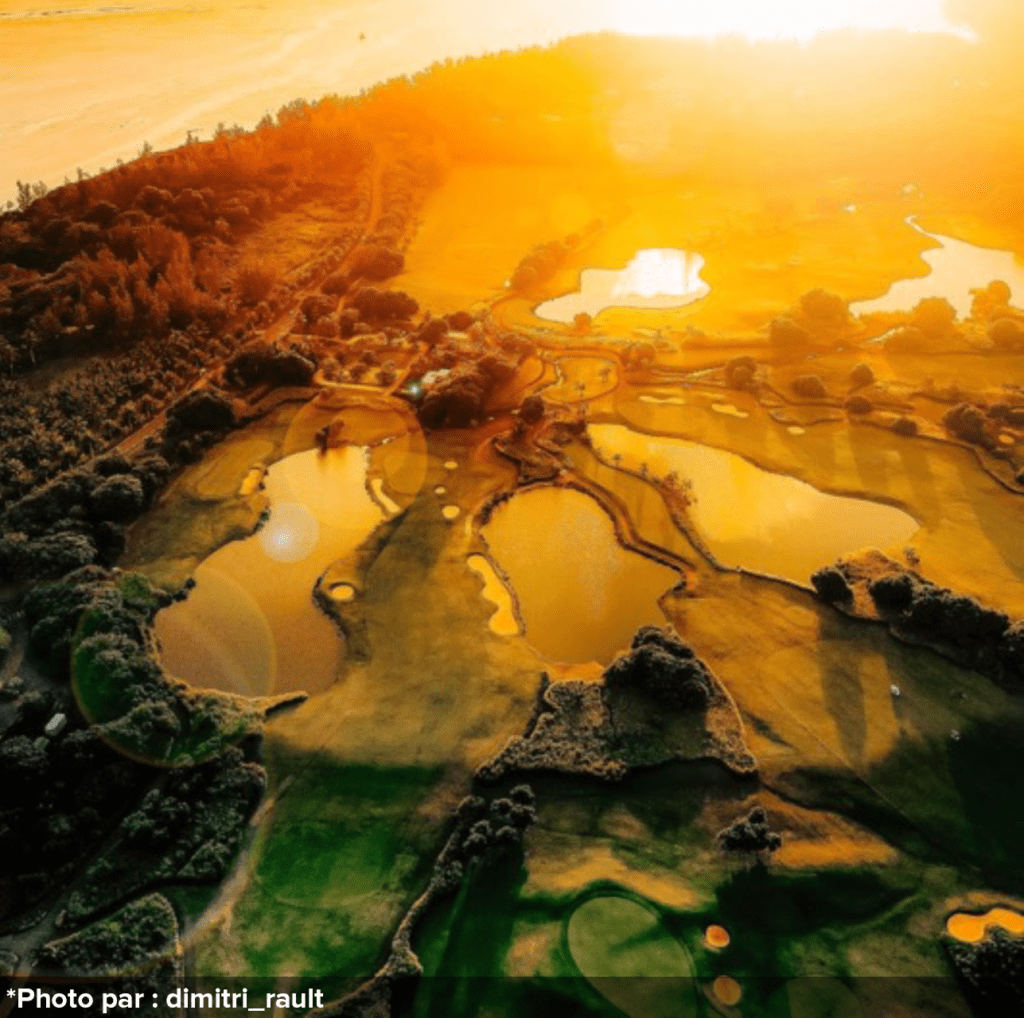 dimitri rault, drone shot, golf course mauritius, sunset, couchée de soleil, bel ombre